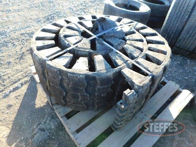 (1) Rubber over the tire track for skid steer,_1.jpg